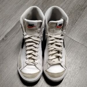 Nike Beige and White Athletic Shoes